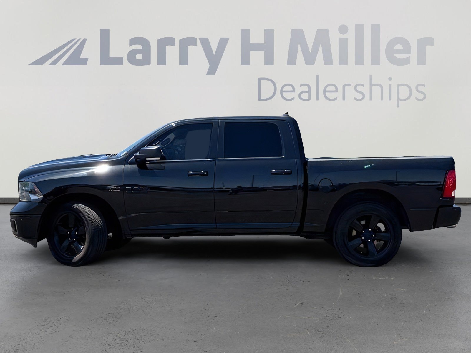 ram ram 1500 pickup 2018 1C6RR6LT3JS322781 image ram ram 1500 pickup 2018 1C6RR6LT3JS322781 image